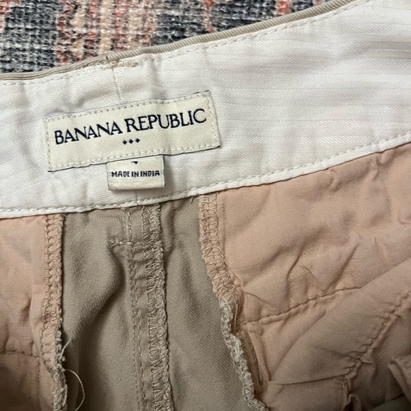 Banana Republic khaki shorts 4 - Picture 5 of 5